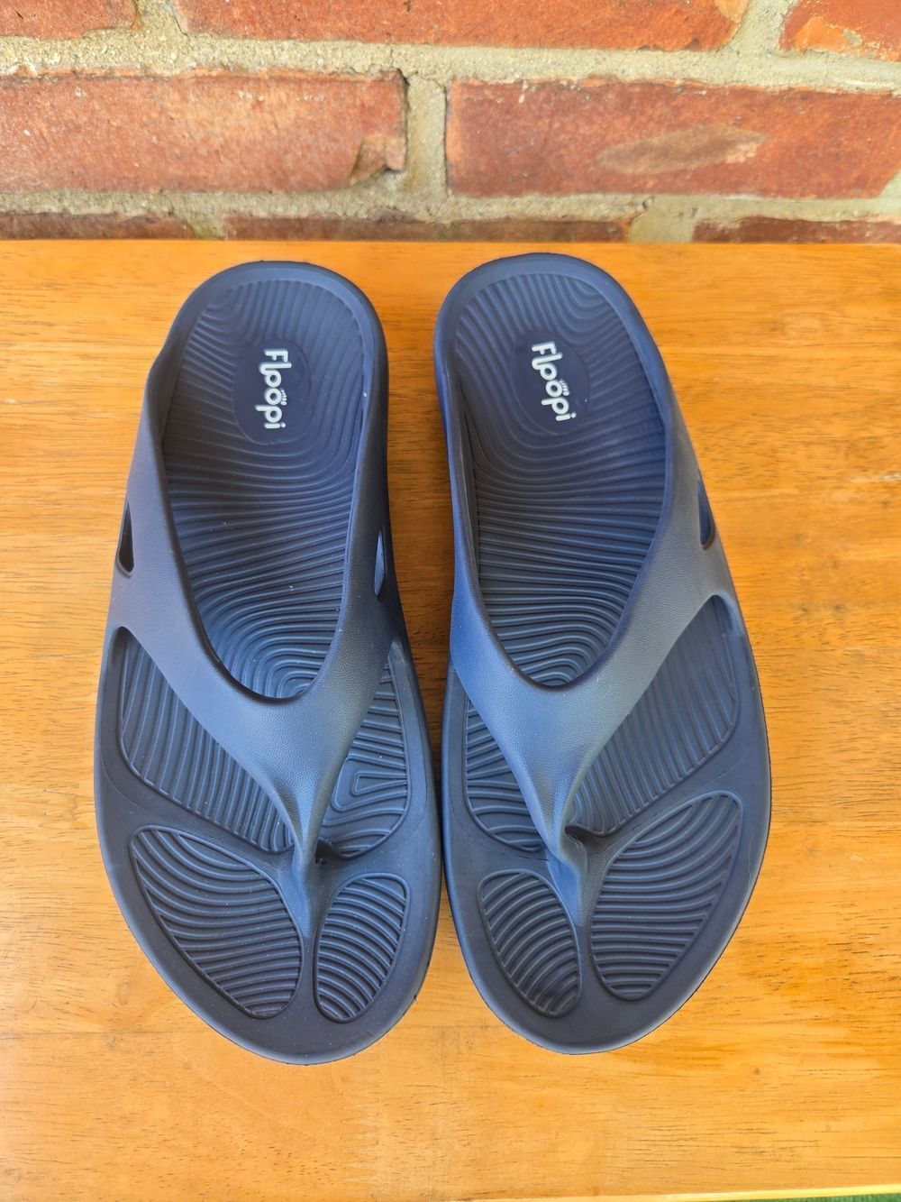 Floopi Flip flops Thongs Open Toe Slip On Casual Comfort Rubber Sandals Navy
